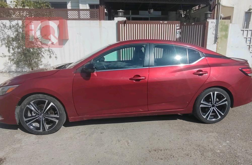 نيسان سنترا